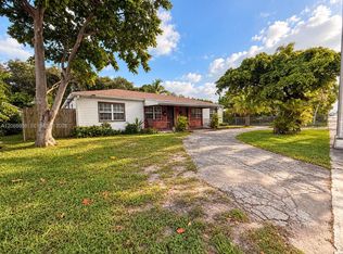 1526 NE 135th St #1526, Miami, FL 33161