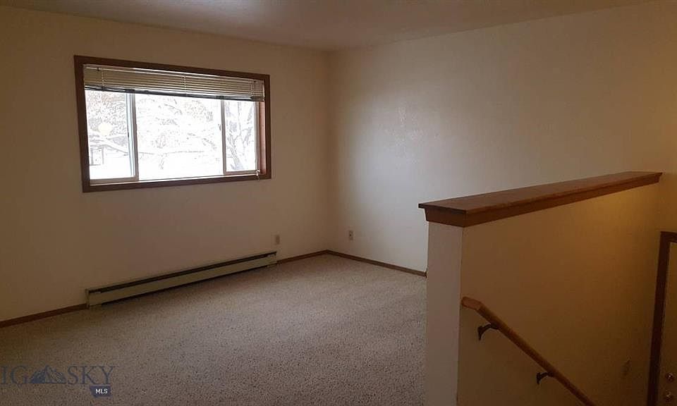 2nd image of 43 Arrowwood Dr