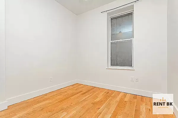 Rented by RENTBK LLC | media 7