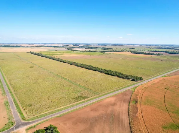 2023 270th Ave, Haviland, KS 67059
