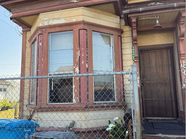 808 Summer St, Eureka, CA 95501