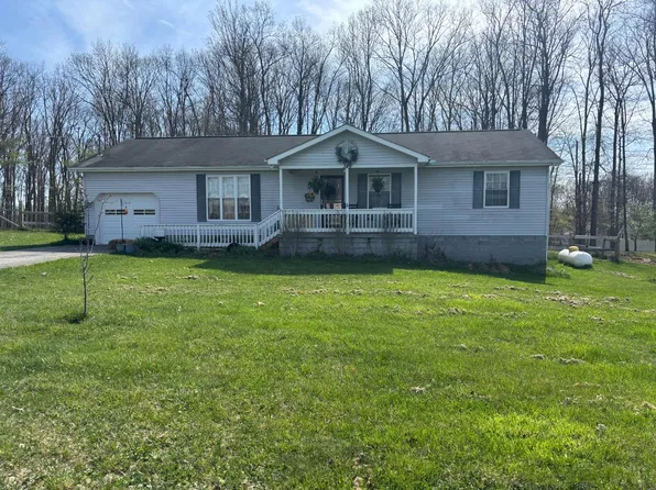 349 Thousand Oaks Dr, Shady Spring, WV 25918