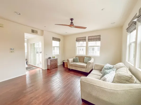5078 Palm Point Ct, San Diego, CA 92117