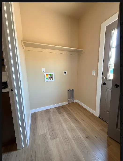 3 bed, 865 sqft, $1,275 — Photo 4
