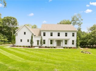9 Pheasant Ln, Westport, CT 06880