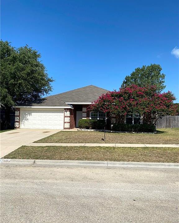 1st image of 2403 Merle Dr