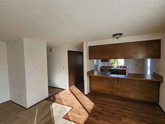 4th image of 506 97th Dr NE #A