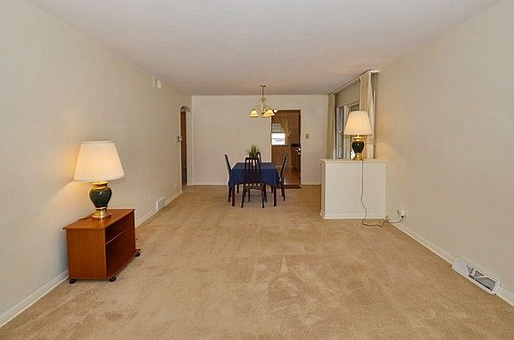5th image of 10013 Minnick Ave