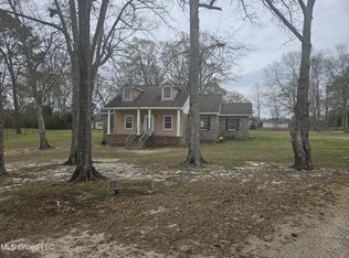 19616 Amberwood Dr, Saucier, MS 39574