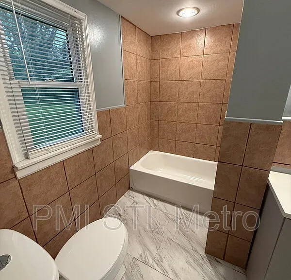 1510 Trampe Ave — Photo 9