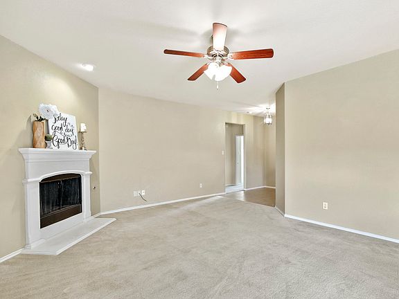 5th image of 609 Partridge Dr