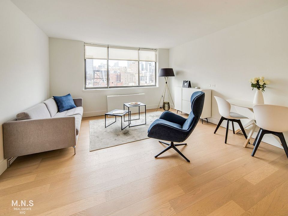 1st image of 250 W 19th St APT 9A