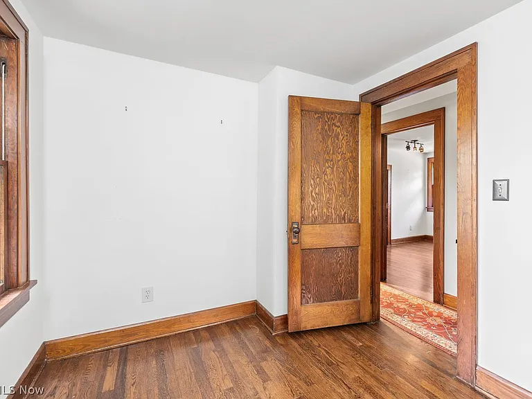 14 Hall St — Photo 10