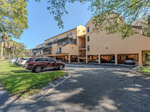 430 Commodore Dr APT 314, Fort Lauderdale, FL 33325