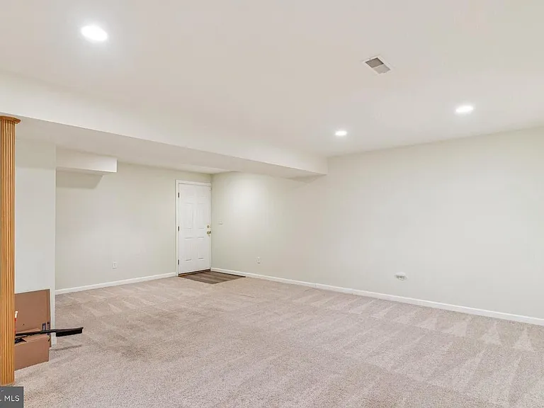 7821 Outing Ave #A — Photo 21