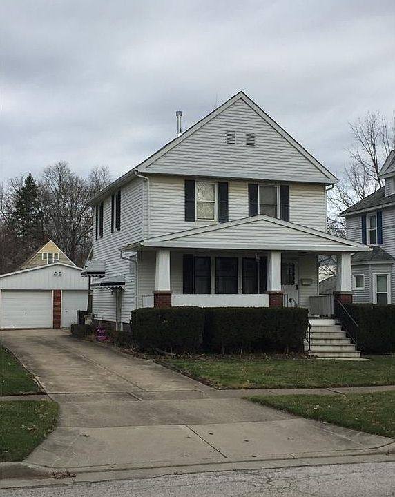 1st image of 217 Wooster St