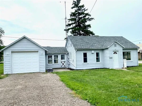 325 W Oak St, Wauseon, OH 43567