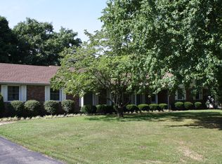 216 Chip N Dale Dr, Clarksville, TN 37043