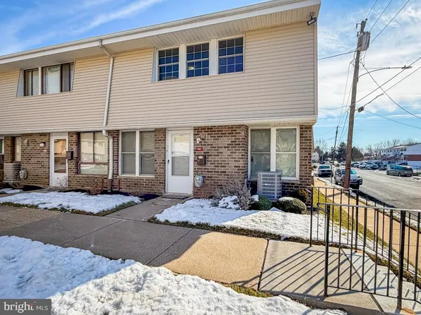 3850 Woodhaven Rd Unit 901, Philadelphia, PA 19154