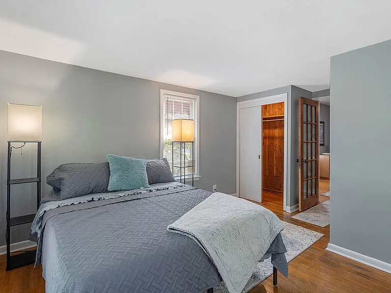 305 Arlington Ave — Photo 13