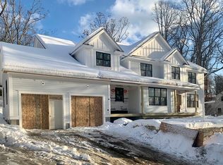 107 Lexington Ave, Needham, MA 02494