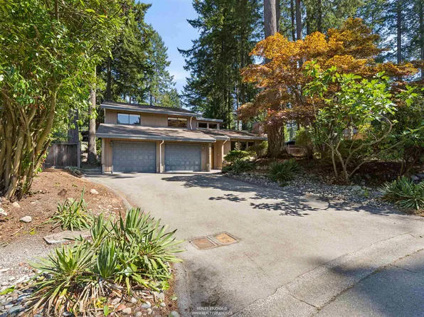 6843 Dover Pl, Delta, BC V4E 2G5