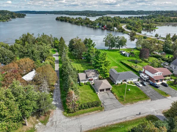16 Lawrence St S, Kawartha Lakes, ON K9J 6X3