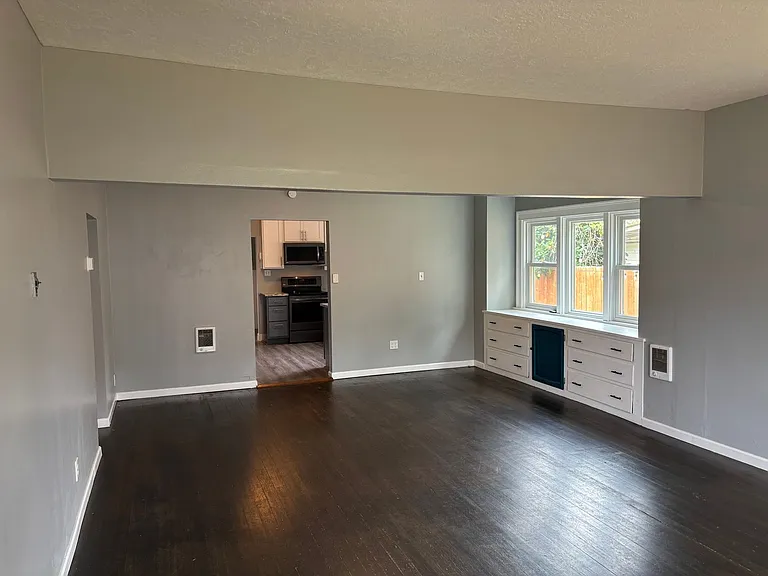 2824 Aberdeen Ave — Photo 6