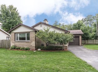 229 Jeanette Pl, Mundelein, IL