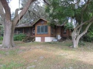 616 Lakeshore Dr, Polk City, FL 33868