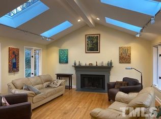 101 Huntington Dr, Chapel Hill, NC 27514