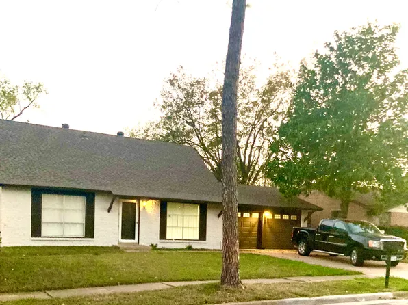 (undisclosed Address), Arlington, TX 76014