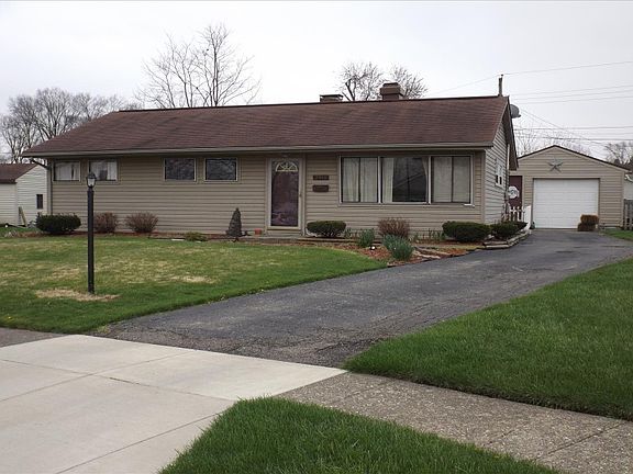 3rd image of 2910 Pathway Ct