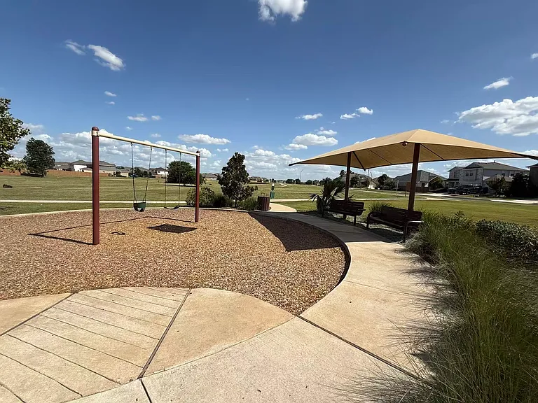 1209 Nokota Bnd — Photo 20