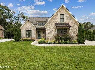 12424 English Laurel Ln, Knoxville, TN 37934