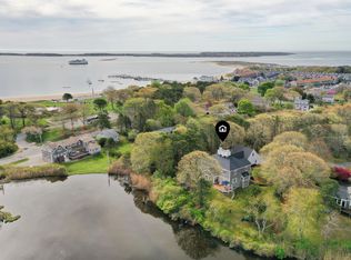 20 Stanley Pl, Hyannis, MA 02601