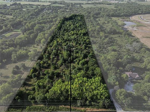 3rd image of E Hubach Hill Rd