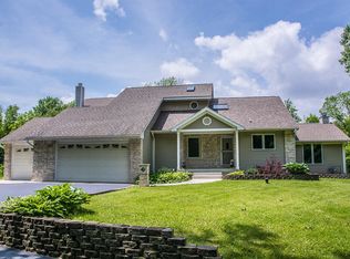 N947 Rose Dr, Genoa City, WI 53128