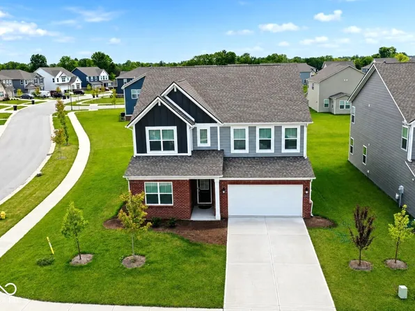 1219 Kendrick St, Greenwood, IN 46143