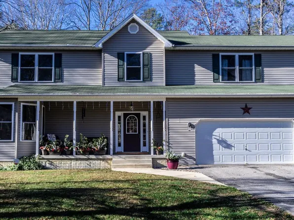 1875 Robin Ct, Lusby, MD 20657
