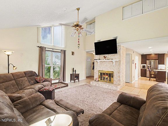 3rd image of 594 JOHN PINN Place