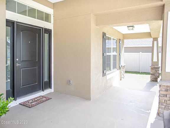 5th image of 2139 Arnold Palmer Dr