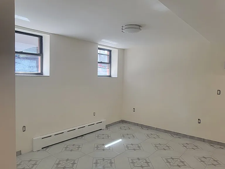 25-83 44th St #G1 — Photo 5