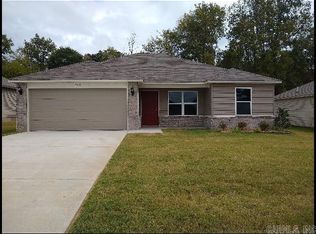 105 Dodd Dr, Little Rock, AR 72204