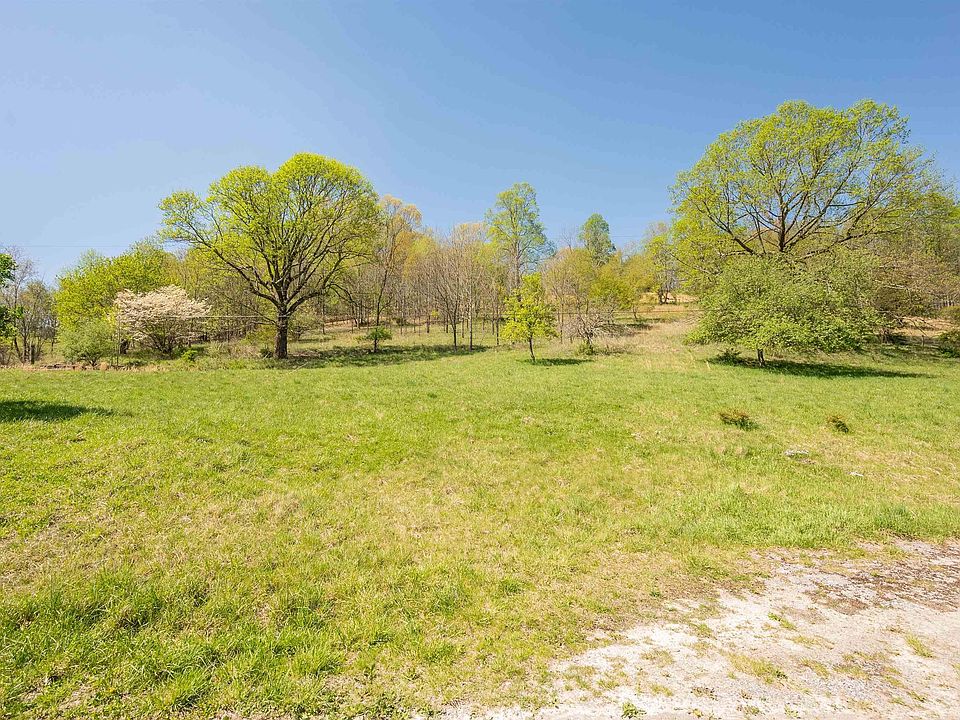 322 Sinking Spring Holw, New Castle, VA 24127 MLS 417877 Zillow