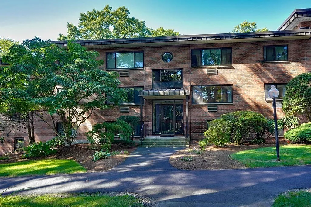 1 bed, 700 sqft, $2,000 — Photo 1