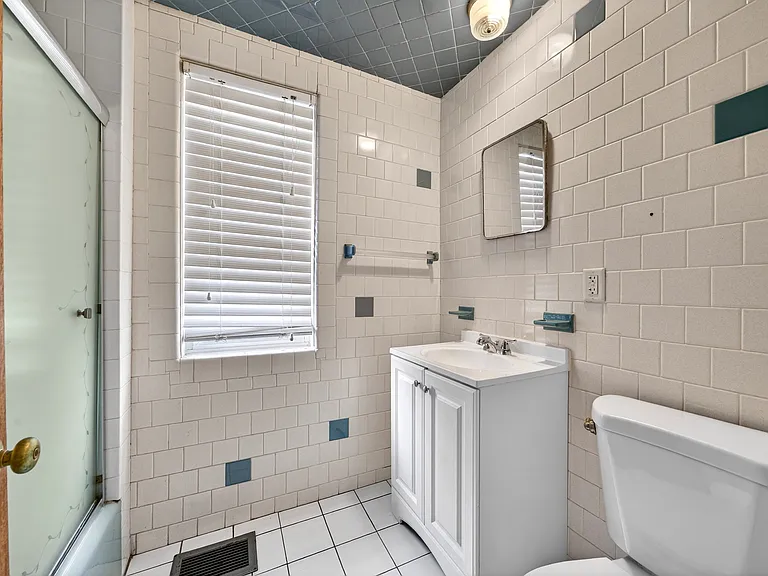 52 Pearson Rd #1 — Photo 11