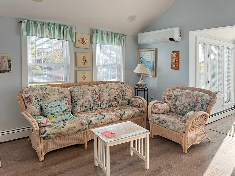 11 Brant Rock Rd — Photo 2