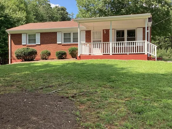 264 Macy Herndon Ln, Dry Fork, VA 24549