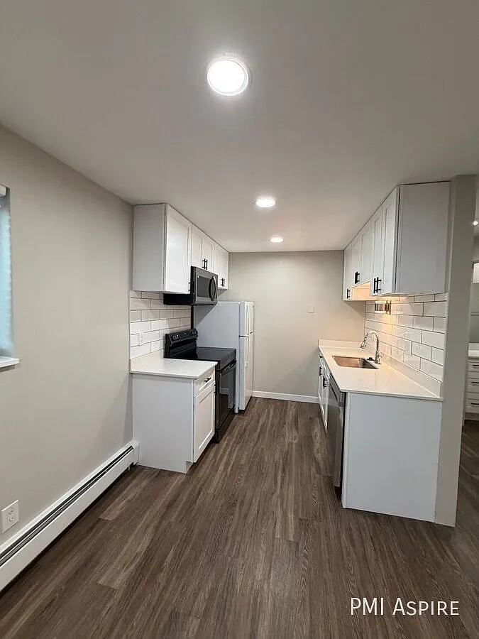 Move In Special! Spacious 1 Bedroom Apartment Home In Lakewood Cozy Living Right Off Of Wadsworth... — Photo 2